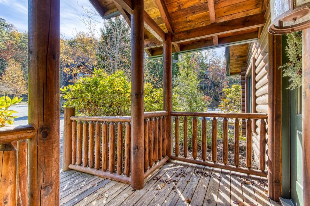 Dog Friendly, Romantic Mtn Getaway Hot Tub Pool 개틀린버그 외부 사진